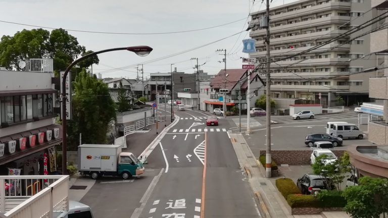 市内有数の渋滞ポイントだった丸亀市土器町交差点の改良工事が7月2日(火)に完了。北向きの流れがスムーズに！