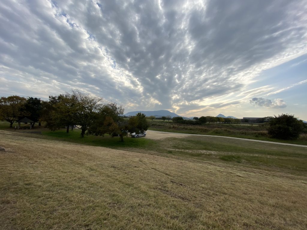 丸亀市飯山町 水辺の楽校公園