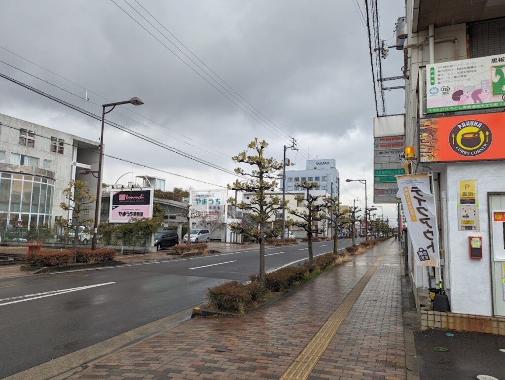 善通寺市文京町 おにぎり屋 味彩 場所