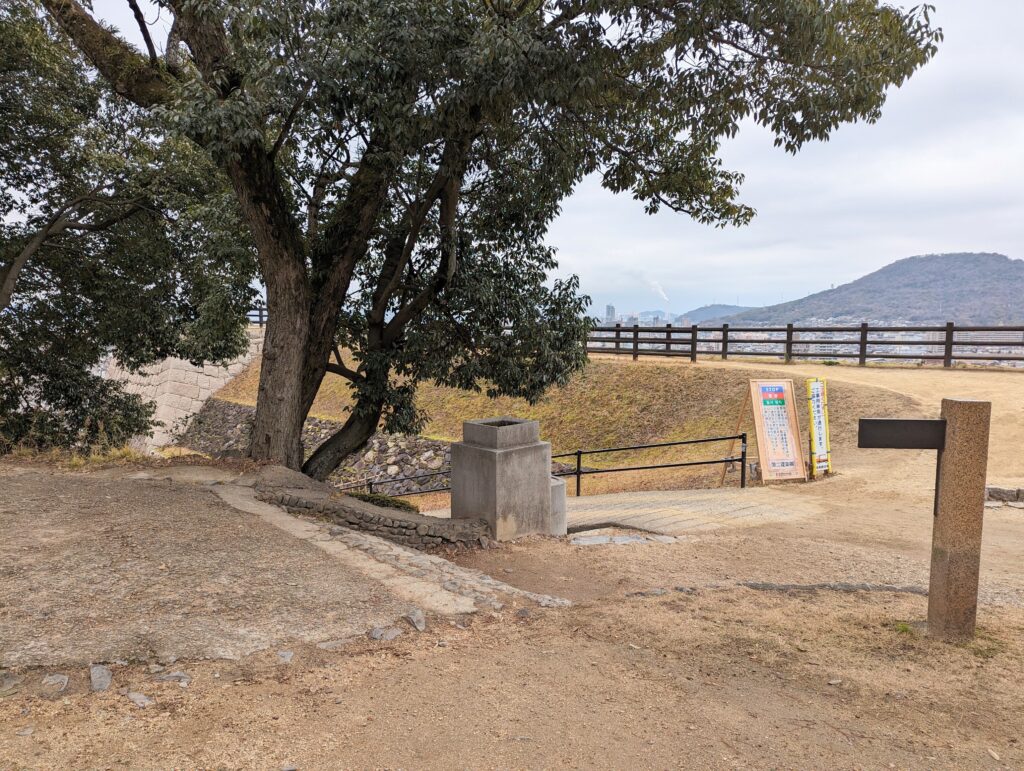 丸亀市 丸亀城三の丸延寿閣別館 城泊