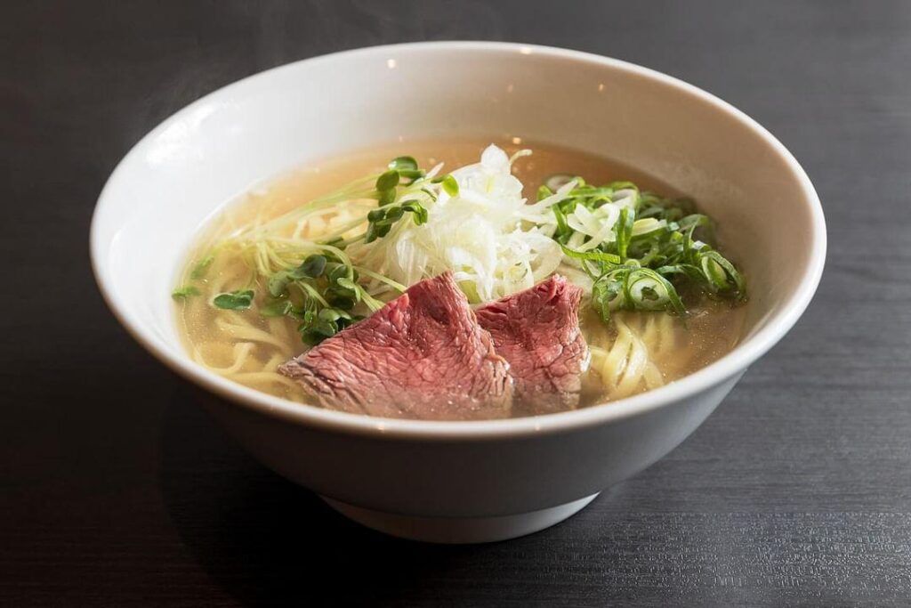 丸亀市大手町 彩葉(いろは) ラーメン