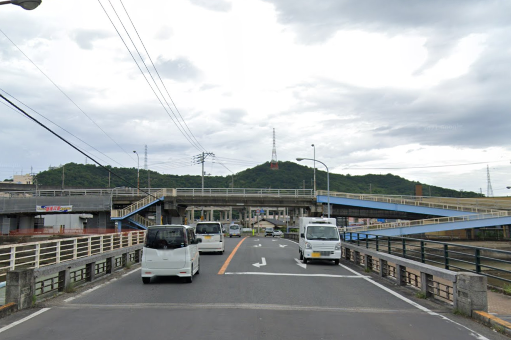 宇多津町 大束川橋