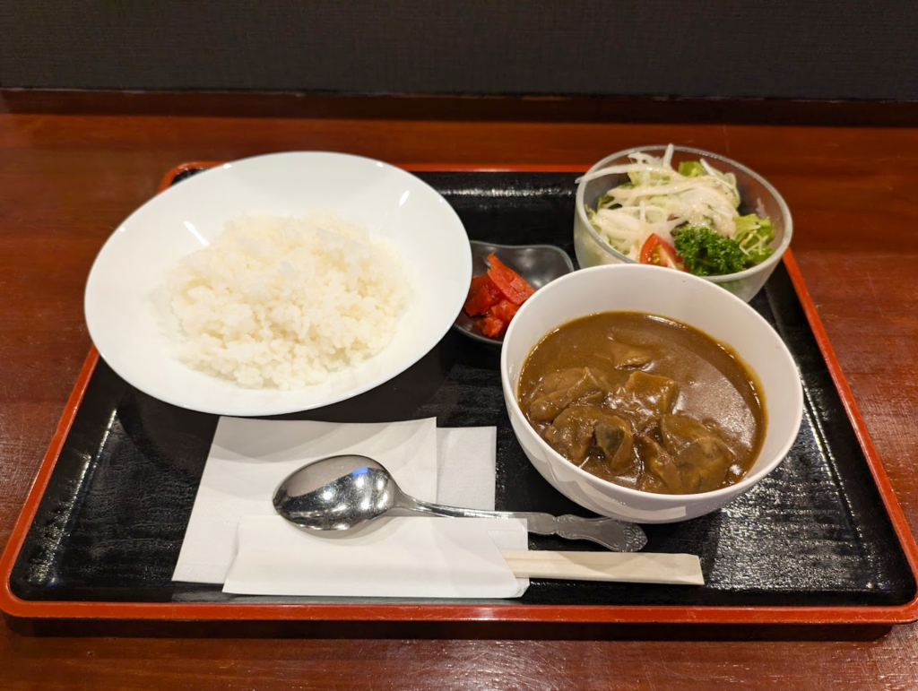 善通寺市生野町 焼肉Kitchen 蔵 KURA 牛タンカレーセット