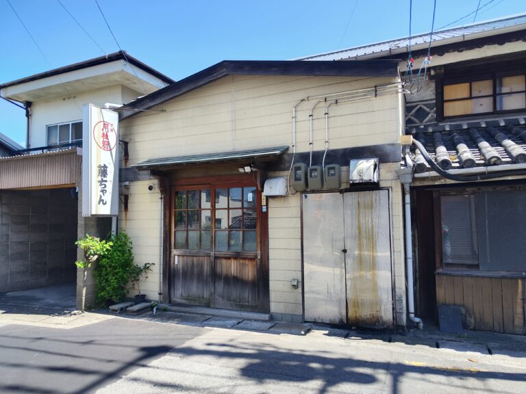 丸亀市北平山町の「藤ちゃん」が2024年7月31日に閉店したみたい