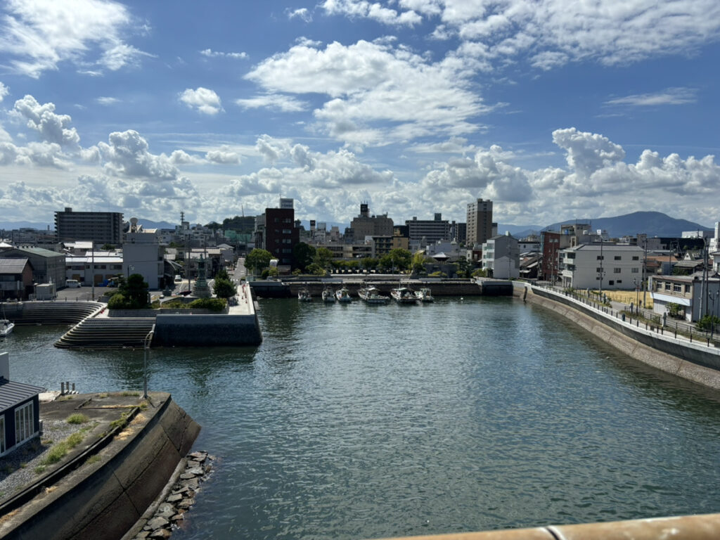 丸亀市 京極大橋 歩道の上