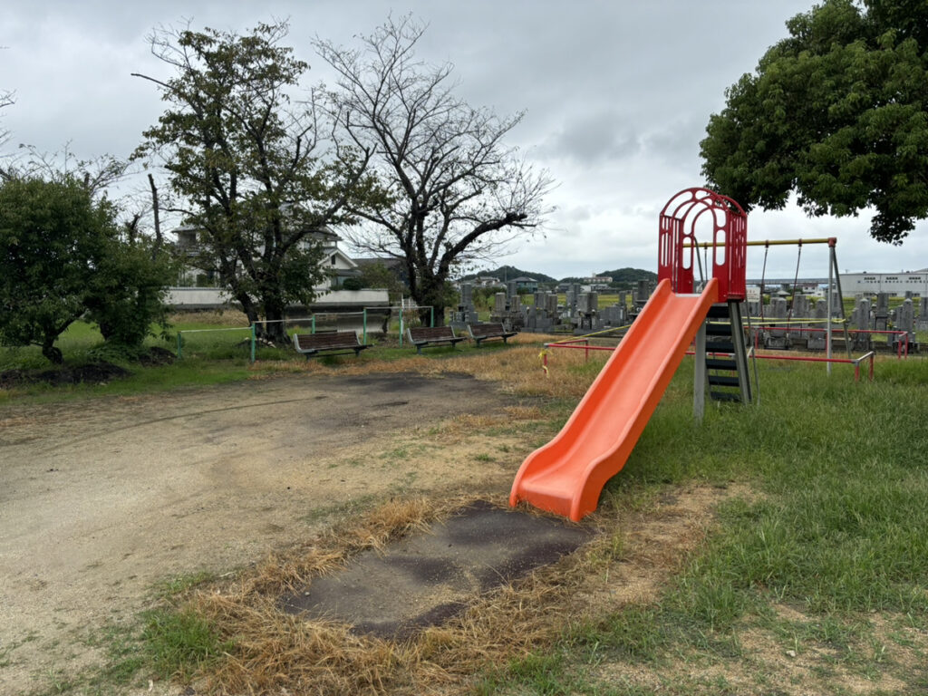 丸亀市川西町 竜王子供の遊び場