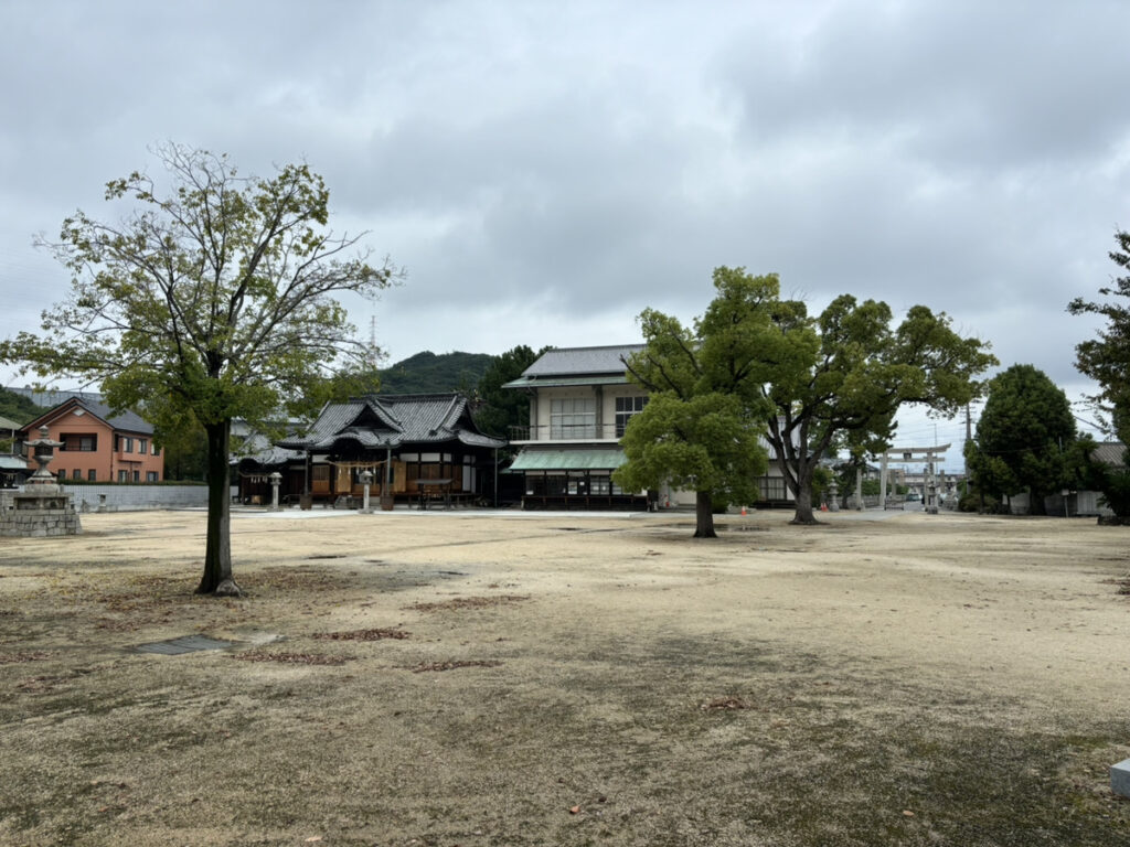 坂出市八幡町 八幡神社 境内