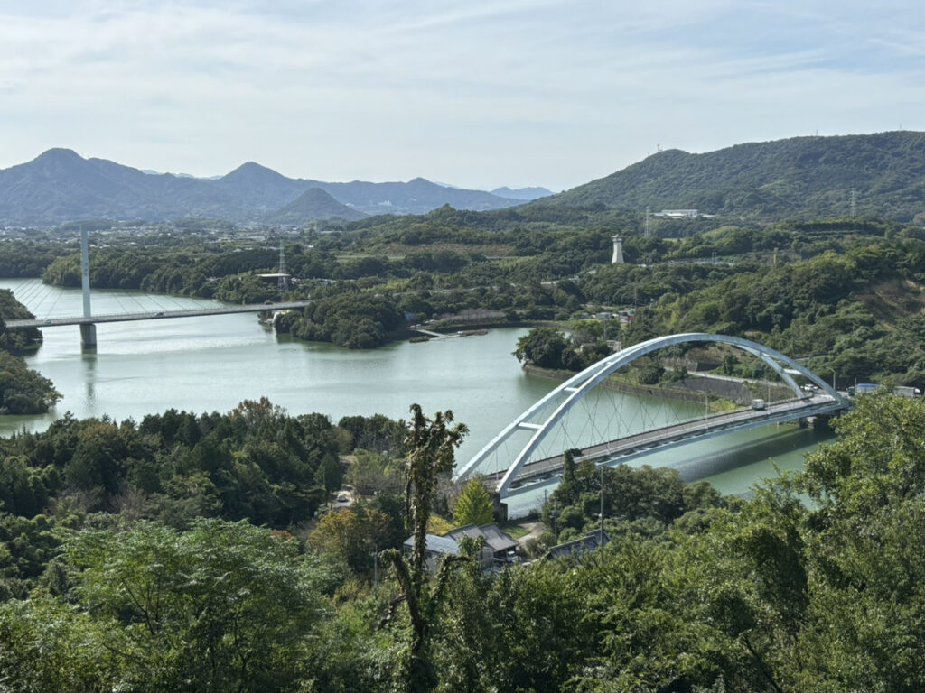 坂出市府中町 府中湖大橋