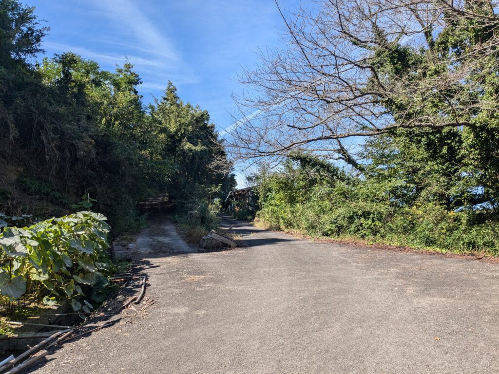 坂出市府中町 猫山 登山口