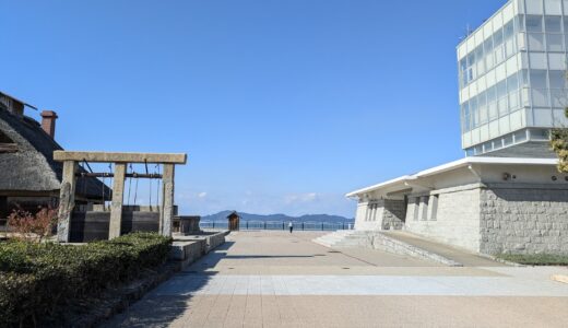 うたづ臨海公園の防護柵が一部だけピカピカに!?