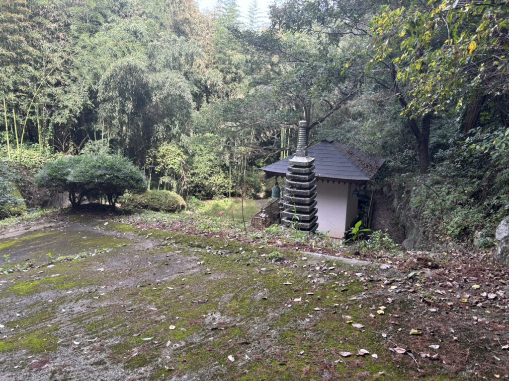 綾歌郡綾川町 生子山公園 寺院