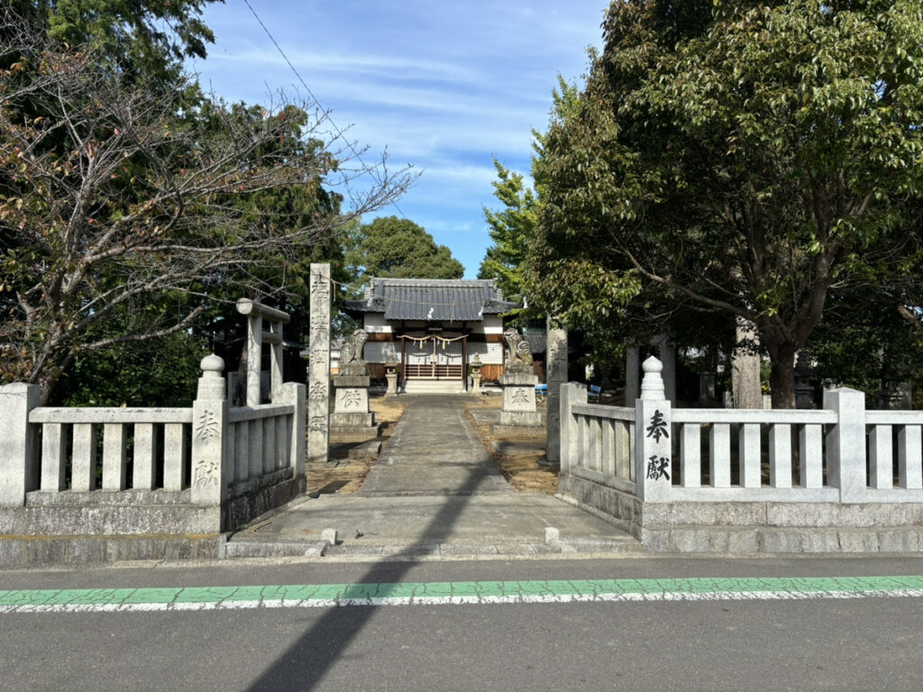 仲多度郡多度津町 加茂神社 境内