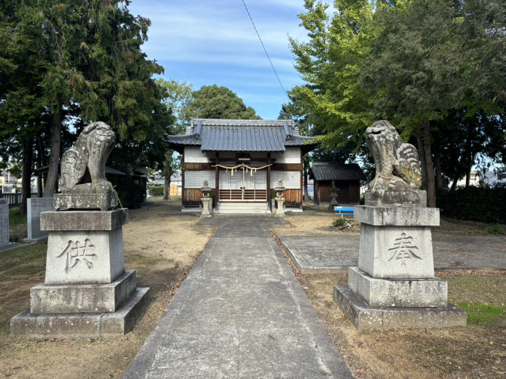 仲多度郡多度津町 加茂神社 境内