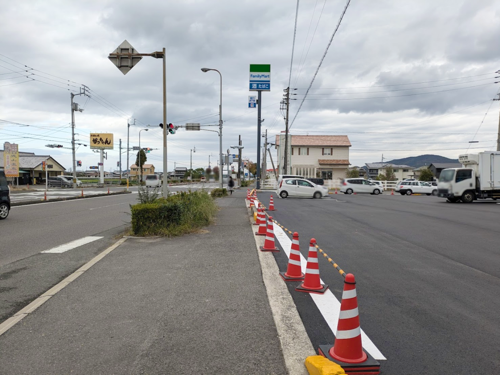 坂出市加茂町 ファミリーマート 坂出加茂町店 場所