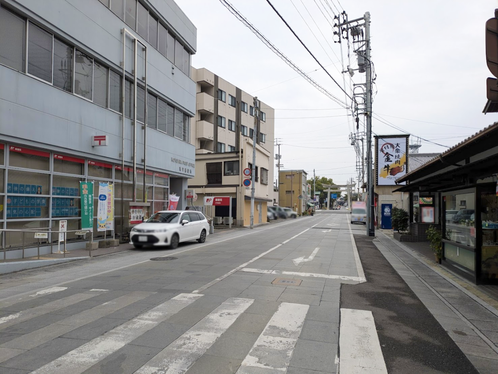 琴平町 大衆焼肉骨付鳥 金牛 琴平店 場所