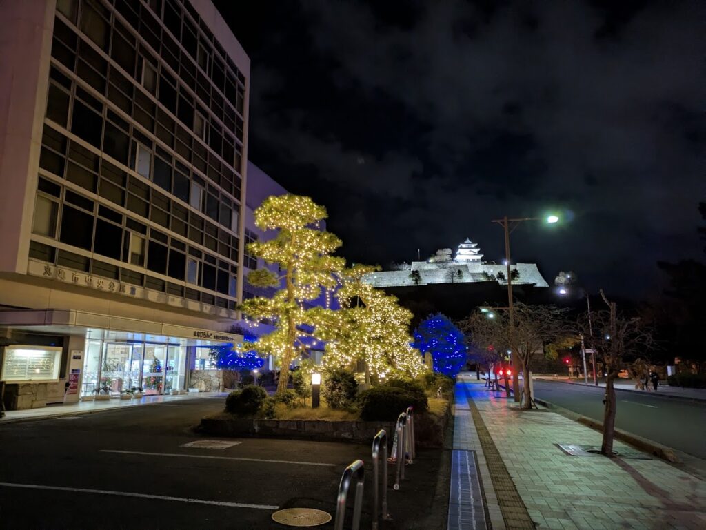 JR丸亀駅南口広場 ウィンターイルミネーション