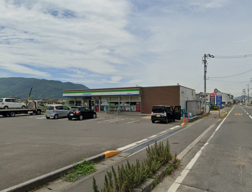 坂出市林田町 ファミリーマート 坂出東梶店 