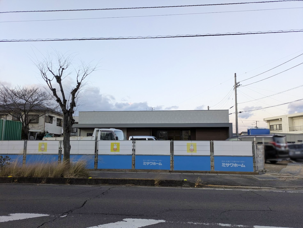 坂出市久米町 株式会社スズキ自販香川坂出営業所跡地