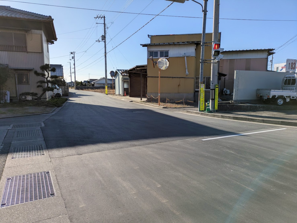 丸亀市 飯山総合学習センター北側 通行止め