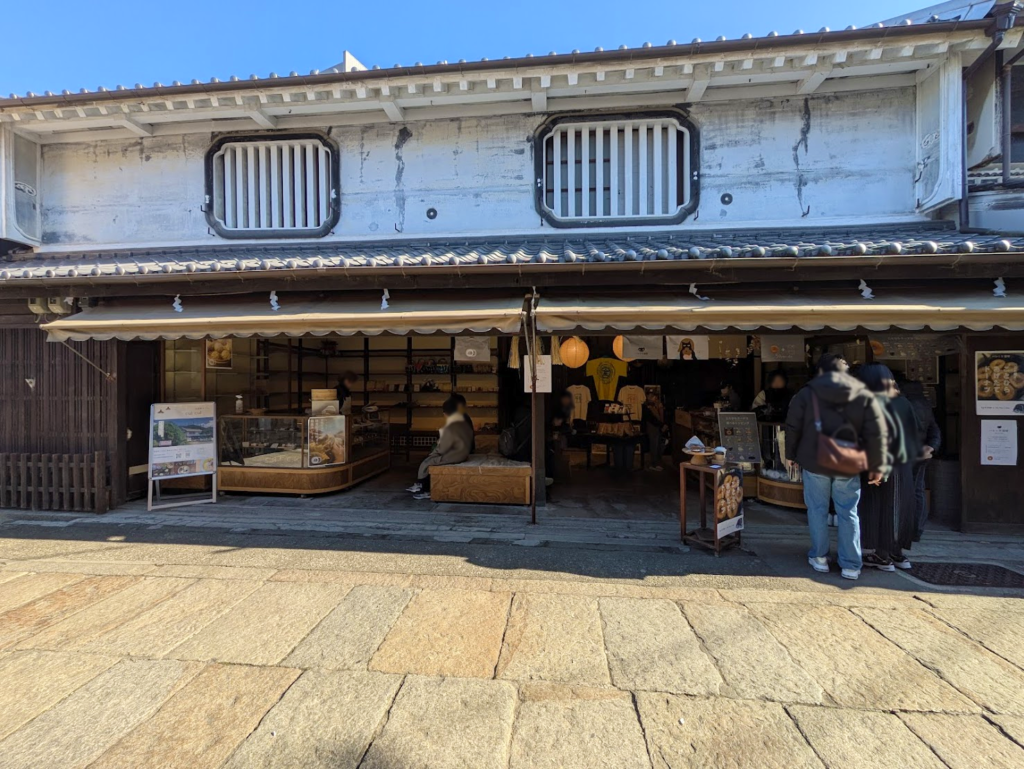 琴平町 六ツ屋