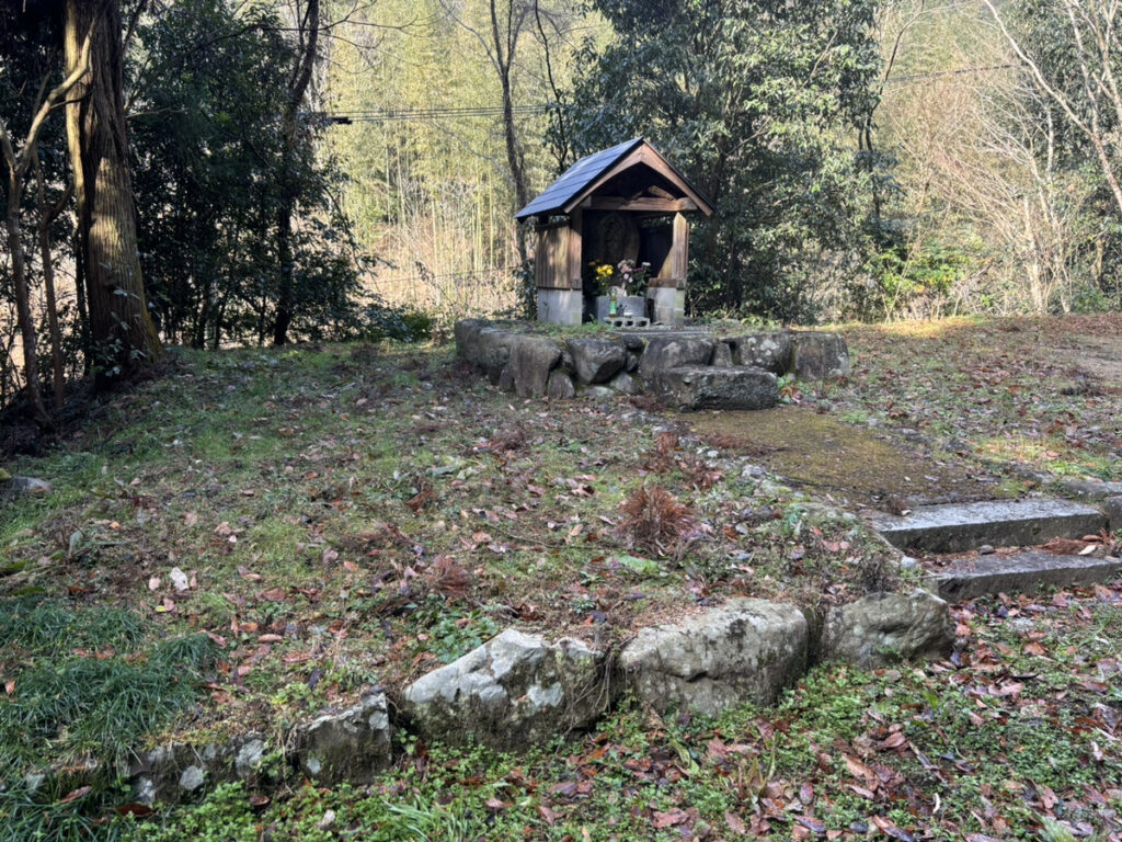 まんのう町 首切峠 小屋